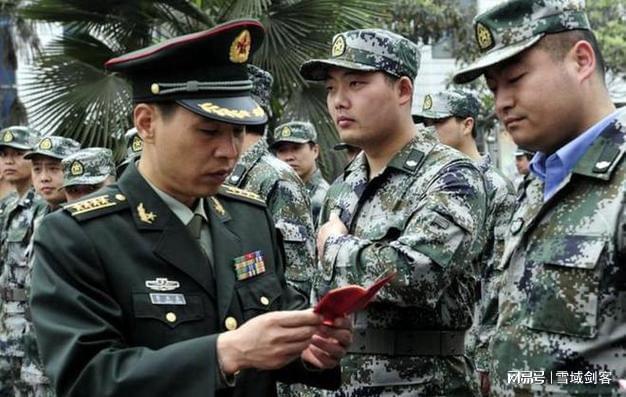 軍屬最新動態(tài)，走進自然，探尋內心寧靜的旅程